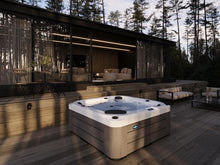 Load image into Gallery viewer, Platinum Spas - St Tropez - Deluxe Range