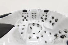 Load image into Gallery viewer, Palma Hot Tub