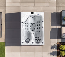 Load image into Gallery viewer, Topaz Hot Tub