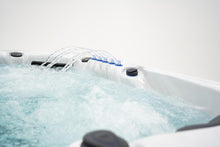 Load image into Gallery viewer, Barcelona Hot Tub