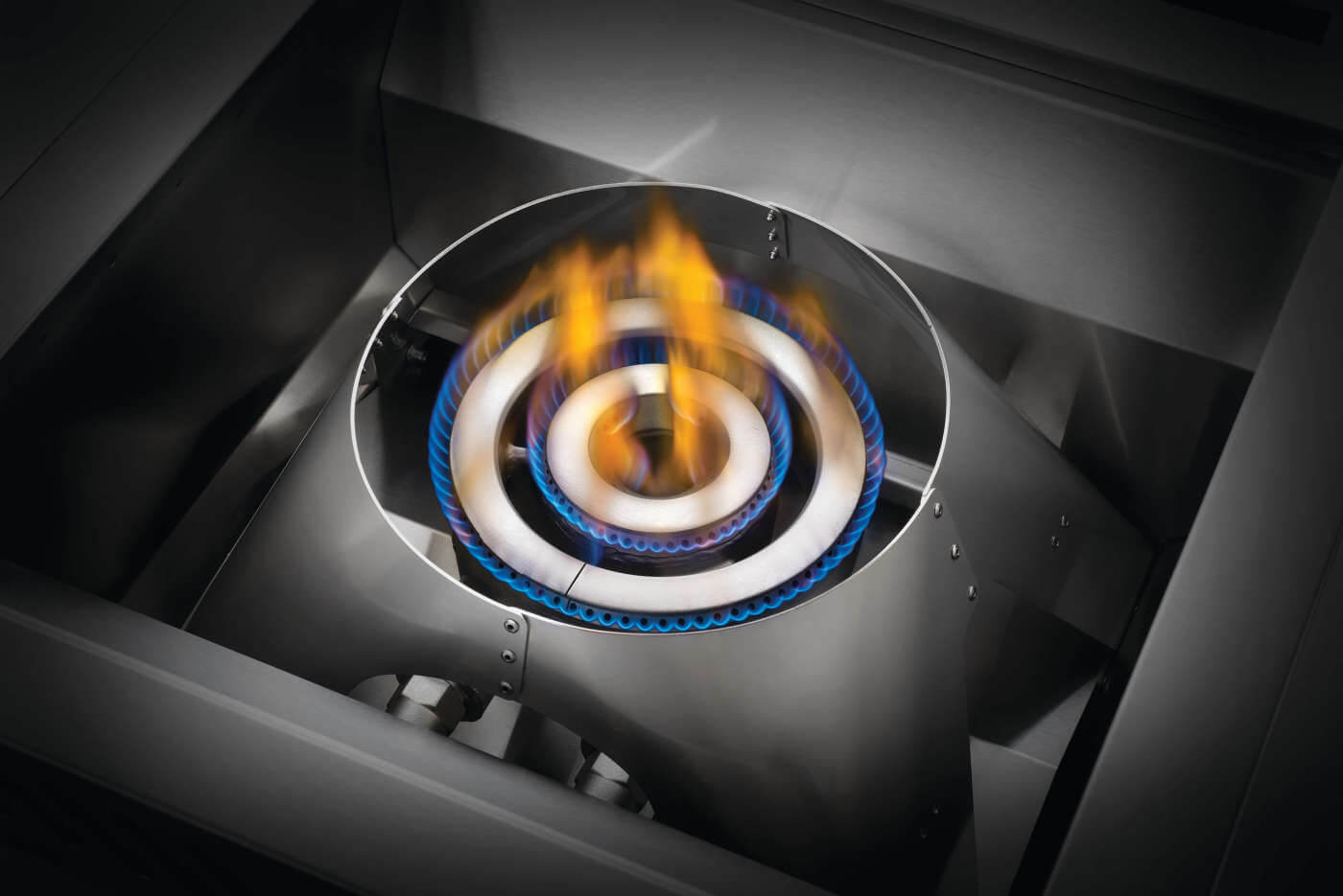 Built-in 700 Series Power Burner