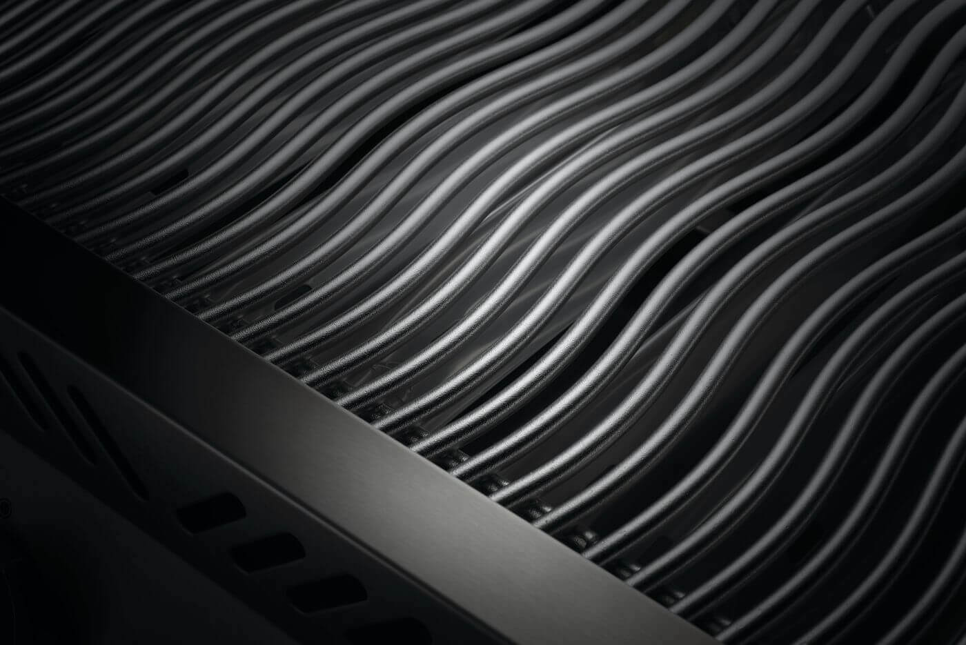 Built-In 700 Series 32-inch Gas Grill - Matte Black