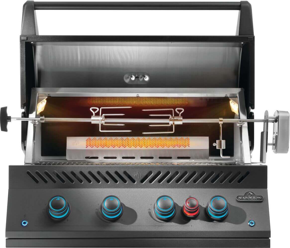 Built-In 700 Series 32-inch Gas Grill - Matte Black