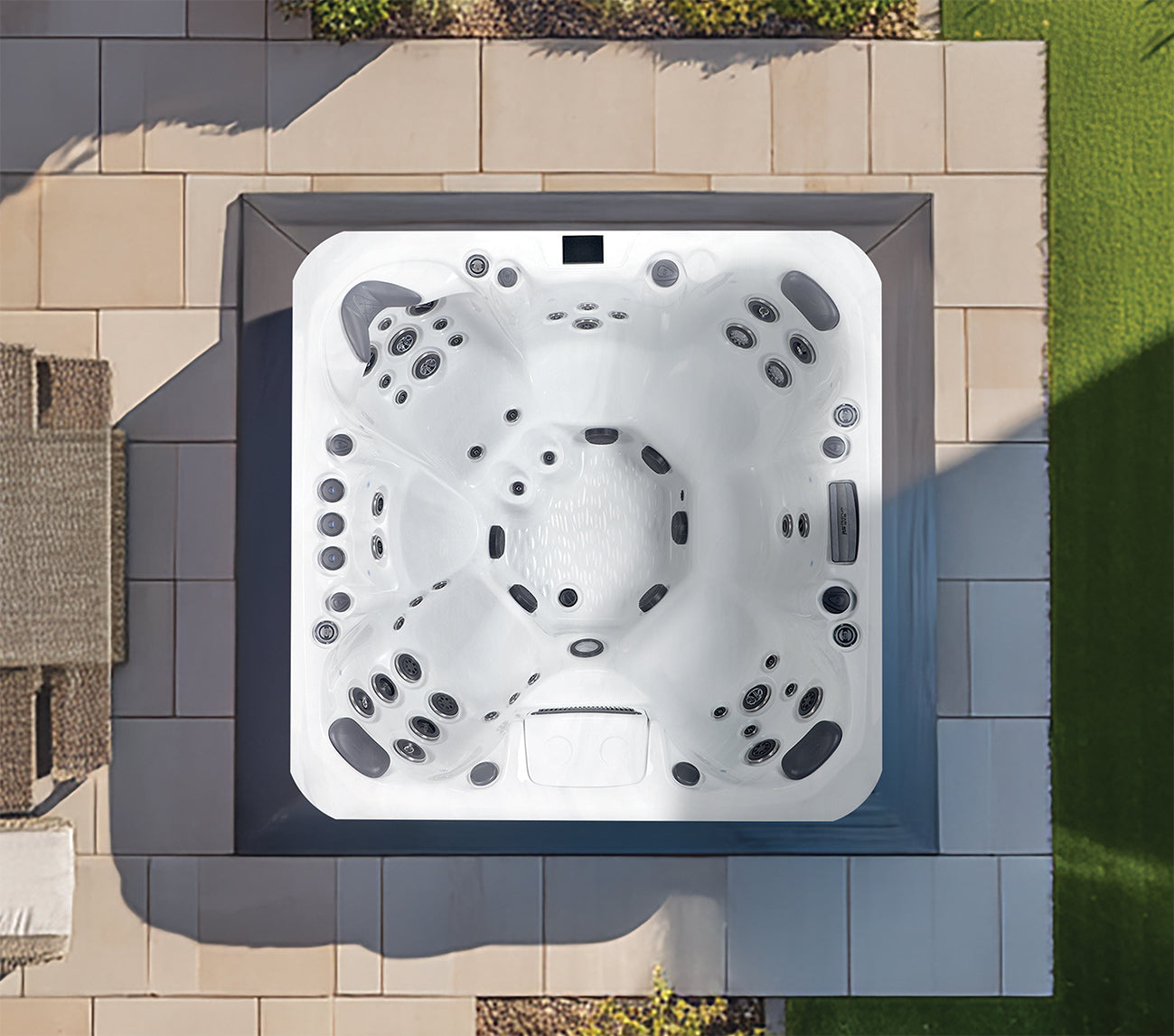 Colombo Hot Tub