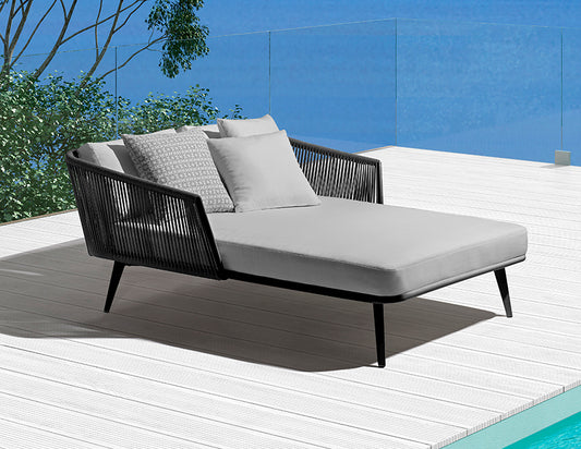 DIVA Daybed - By Couture Jardin