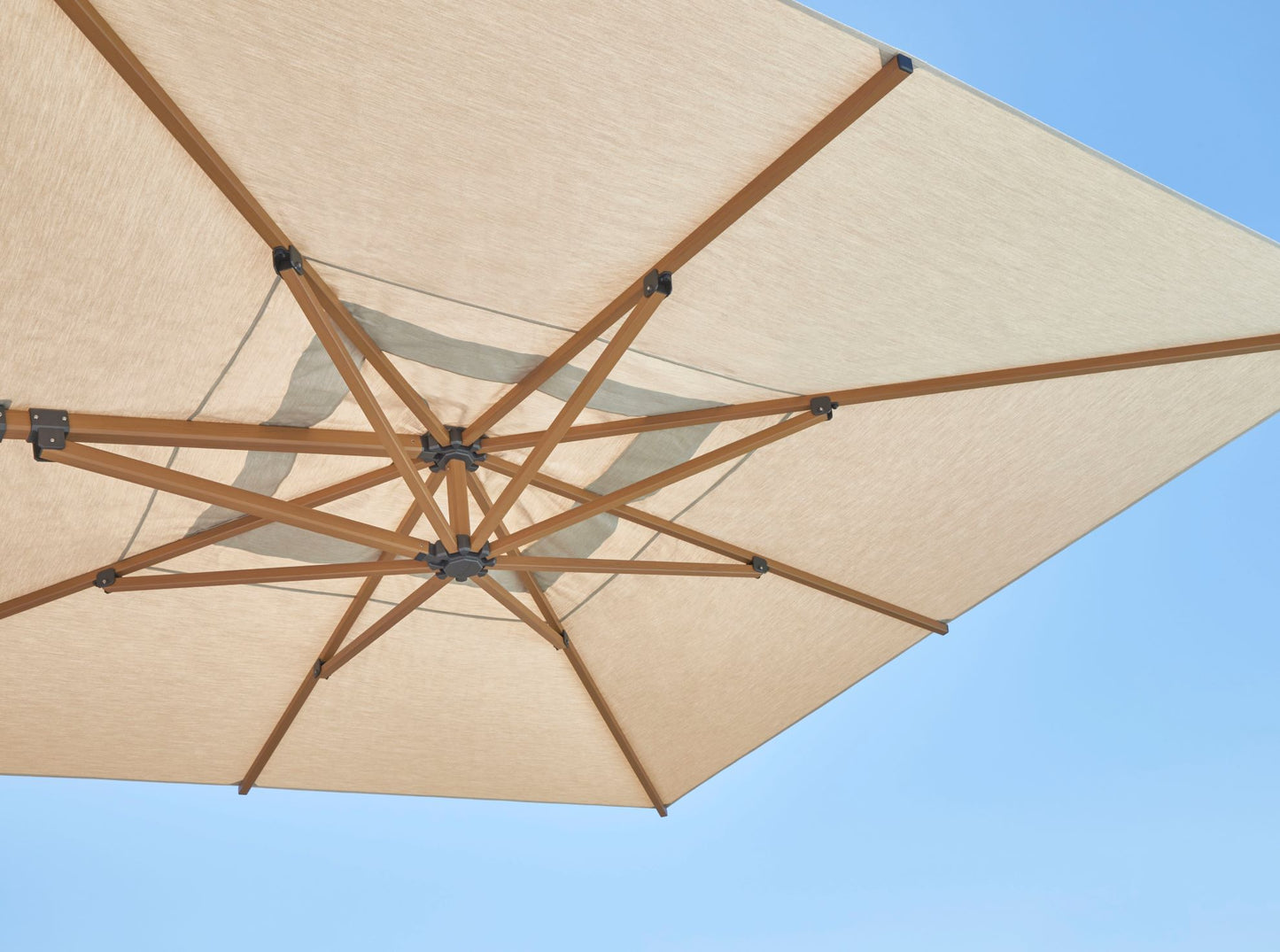 10‘ Square Cantilever Umbrella (Alu Teak Frame with Natte Grey Chine Sunbrella Fabric) by JARDINICO