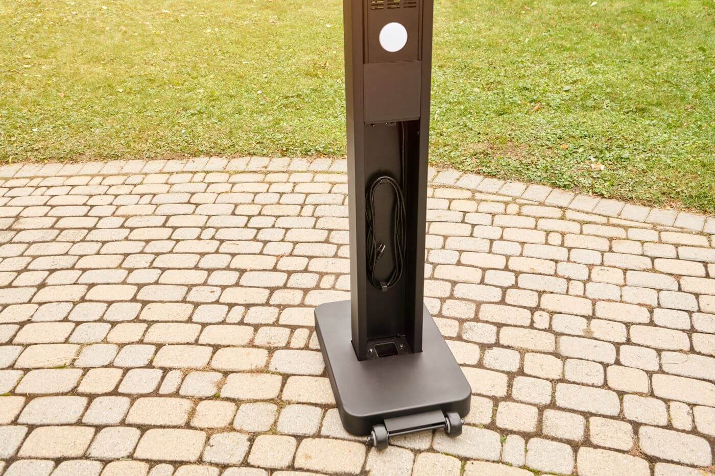 Phantom Freestand