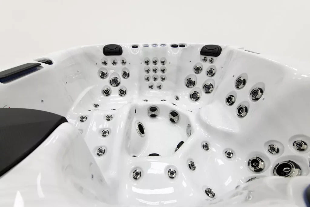 Palma Hot Tub