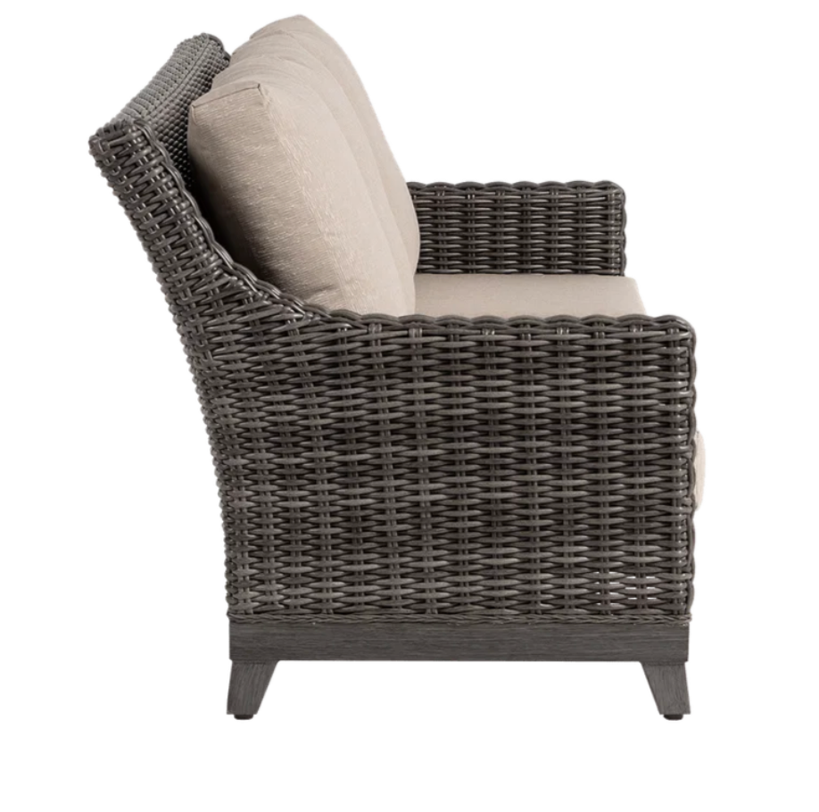 Budapest sofa by Ratana