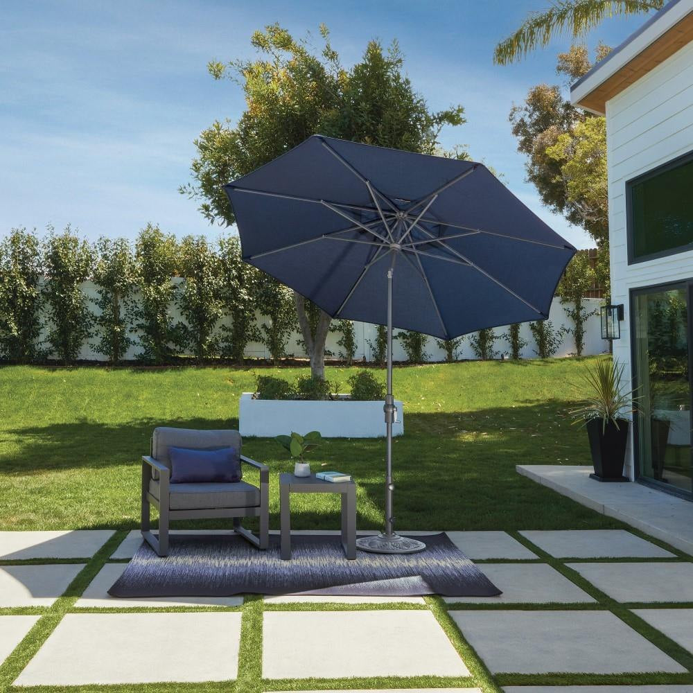 Treasure Garden - 9' Octagon - Collar Tilt - black/jockey red (A) Sunbrella®