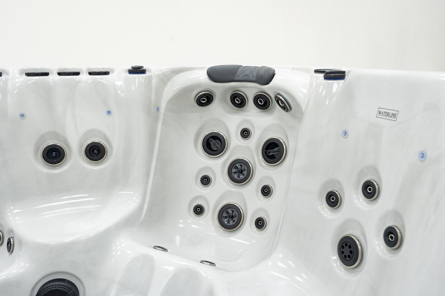 Colombo Hot Tub