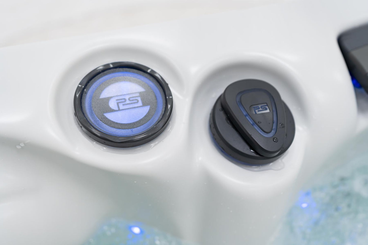 Florence Hot Tub