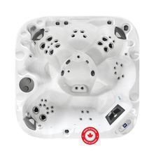 Load image into Gallery viewer, FLOOR MODEL - 2025 Fairway Spas Oakmount - Platinum / Grey - LOADED
