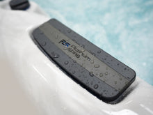 Load image into Gallery viewer, Platinum Spas - Oslo - Premium Range

