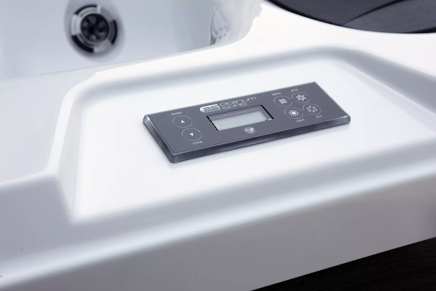 Reims Hot Tub