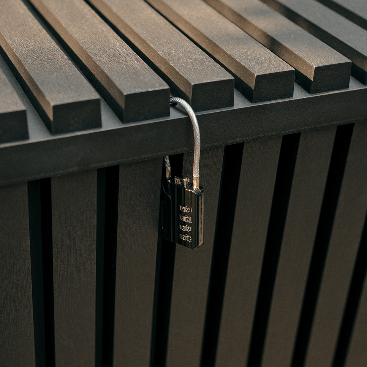 Veradek Everything Box - Black - Lifestyle 5